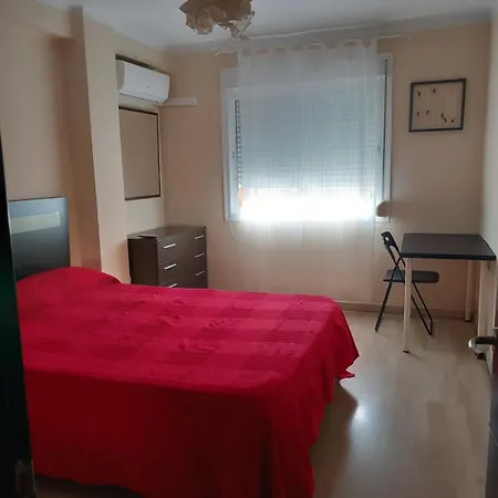 Luminoso Apartamento Con Terraza Malaga